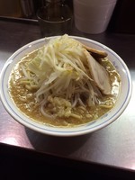 「ラーメン小」@らーめん大 大久保店の写真