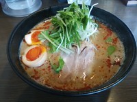 「白担々麺＋中盛＋味たま」@荻窪らーめん 栄龍軒の写真