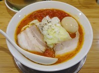 「味玉とまとチリ（850円）＋チーズごはん（150円）」@カッパ64 福生店の写真