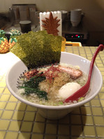 「パイナップル塩ラーメン」@パイナップルラーメン屋さん パパパパパインの写真