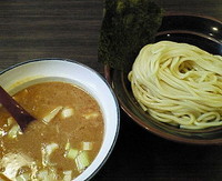 「濃厚魚介とんこつつけ麺　７８０円」@新とんこつ大学 神田キャンパスの写真