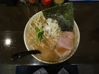 「ラーメン(200g)　￥700」@つけ麺 ななやまの写真