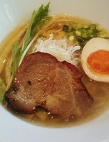 「軍鶏塩そば　750円」@麺や 蒼 AOIの写真