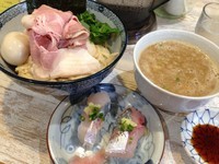 「特製つけそば 1000円 ＋ あじのにぎり 300円」@中華そば 四つ葉の写真