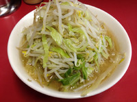 「少なめラーメン(ニンニク)」@ラーメン二郎 ひばりヶ丘駅前店の写真