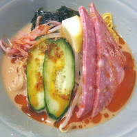 「赤冷やしメン 780円」@銀八商店の写真