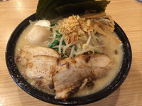 「白味噌ラーメン」@豚骨背脂味噌らーめん 味噌番長 富士見町店の写真