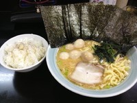 「ラーメン並(硬め)＋のり＋たまご＋半ライス」@萬来亭の写真