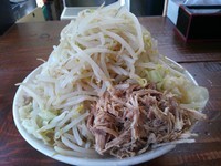 「ラーメン　大　※野菜：大、ニンニク：普通、脂：普通」@麺とび 六方 松本信大前店の写真