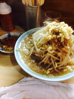 「らーめん ＋白  @850」@ラーメン富士丸 明治通り都電梶原店の写真