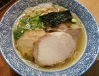 「芳醇煮干そば（塩）760円＋チャーシュー１枚」@麺や 燦虎の写真