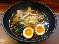 「伝説の塩ラーメン+味玉(サービス)」@ラーメン創房 玄光の写真