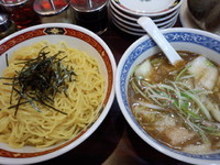 「わんたんつけめん（細・冷）850円（大盛同料金）」@わんたんめんの店 しお福の写真