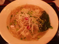 「白と青の鶏葱そば」@健康中華庵 青蓮 新川崎三井ビルディング店の写真