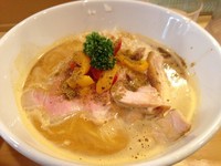 「スパイスドックミリオネア」@ふく流らーめん 轍 本町本店の写真