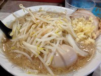 「特製らーめん（７５０円）・ニンニク増し」@麺屋けんしんの写真