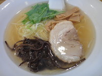 「鶏節塩ラーメン」@麺屋 泰紋の写真