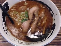 「こく醤そば半熟味付け玉子＋叉焼めし」@麺場 浜虎 横浜店の写真
