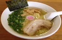 「コク旨ダレ塩ラーメン＋たんぽぽギョーザ(580円＋250円)」@魚介系ラーメン専門店 たんぽぽの写真