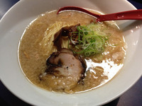 「豚骨薄口醤油らーめん」@麺食酒房 うさぎ家の写真