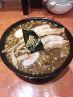 「特製魚介中華そば」@御苑 独歩の写真