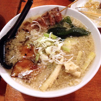 「ラーメン」@もつ焼き✕ラーメン 元樹 本店の写真