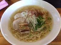 「【限定】薩摩軍鶏塩そば（大盛）（750+100円）」@塩つけ麺 灯花の写真