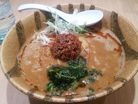 「坦々麺880円」@さっぽろ 火武偉 恵比寿店の写真