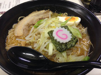 「みそラーメン」@らーめん つけめん 満帆 赤堀店の写真