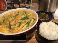 「極上とろとろ軟骨セット」@辛麺屋 道の写真