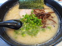 「豚骨しょうゆ」@麺屋 はちまるの写真