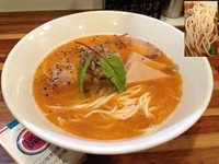 「らーめん焼き鮭搾り」@鮮魚らーめん 五ノ神水産の写真