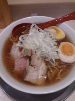 「特製喜多方ラーメン」@麺や 七彩 東京駅の写真