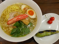 「カニボシーフード＋味玉」@ラーメン愉悦処 似星の写真