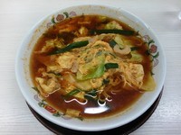 「辛玉ラーメン」@餃子の王将 宝塚インター店の写真