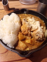 「北海道産じゃがいものチキンカレー(ポイント)＋大盛100円」@野菜を食べるカレー camp express エキュート品川サウス店の写真