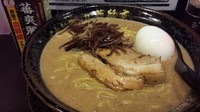 「白豚骨 780円」@バカヤロー！！龍麺房の写真