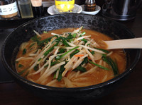 「味噌ラーメン（大盛り）800円＋100円」@麺や 凛として 中川中央店の写真