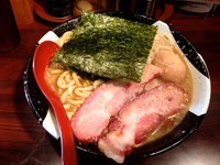 「煮干ラーメン・大 ＋味玉」@すごい煮干ラーメン凪 大久保北口店の写真