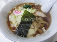 「ワンタンメン（６５０円）」@味楽軒の写真