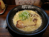 「神虎らーめん・・690円」@麺’s room 神虎 肥後橋店の写真