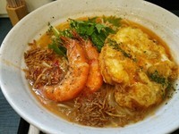 「【7/5までの限定】限定（赤）海老香る・冷い潮そば+麦酒」@麺巧 潮の写真