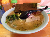 「味噌ラーメン（中盛り）850円」@四号家の写真