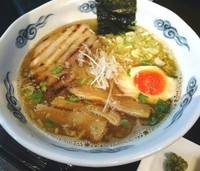 「アゴ・サンマ煮干しらぁめん（塩）730円」@龍のひげの写真