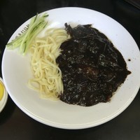 「ジャージャー麺」@中国手打拉麺 馬賊 日暮里店の写真