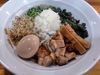 「ニボまぜ＋カラチー丼」@麺屋 むじゃきの写真