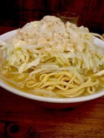 「普通盛り小７００円野菜アブラ」@ラーメン二郎 品川店の写真