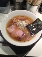 「醤油ラーメン」@SOBAHOUSE金色不如帰の写真