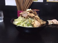 「並」@自家製太麺 ドカ盛 マッチョ 三ノ宮店の写真