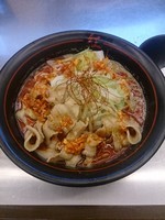 「紅ラーメン、温泉卵」@麺創研 紅 府中の写真